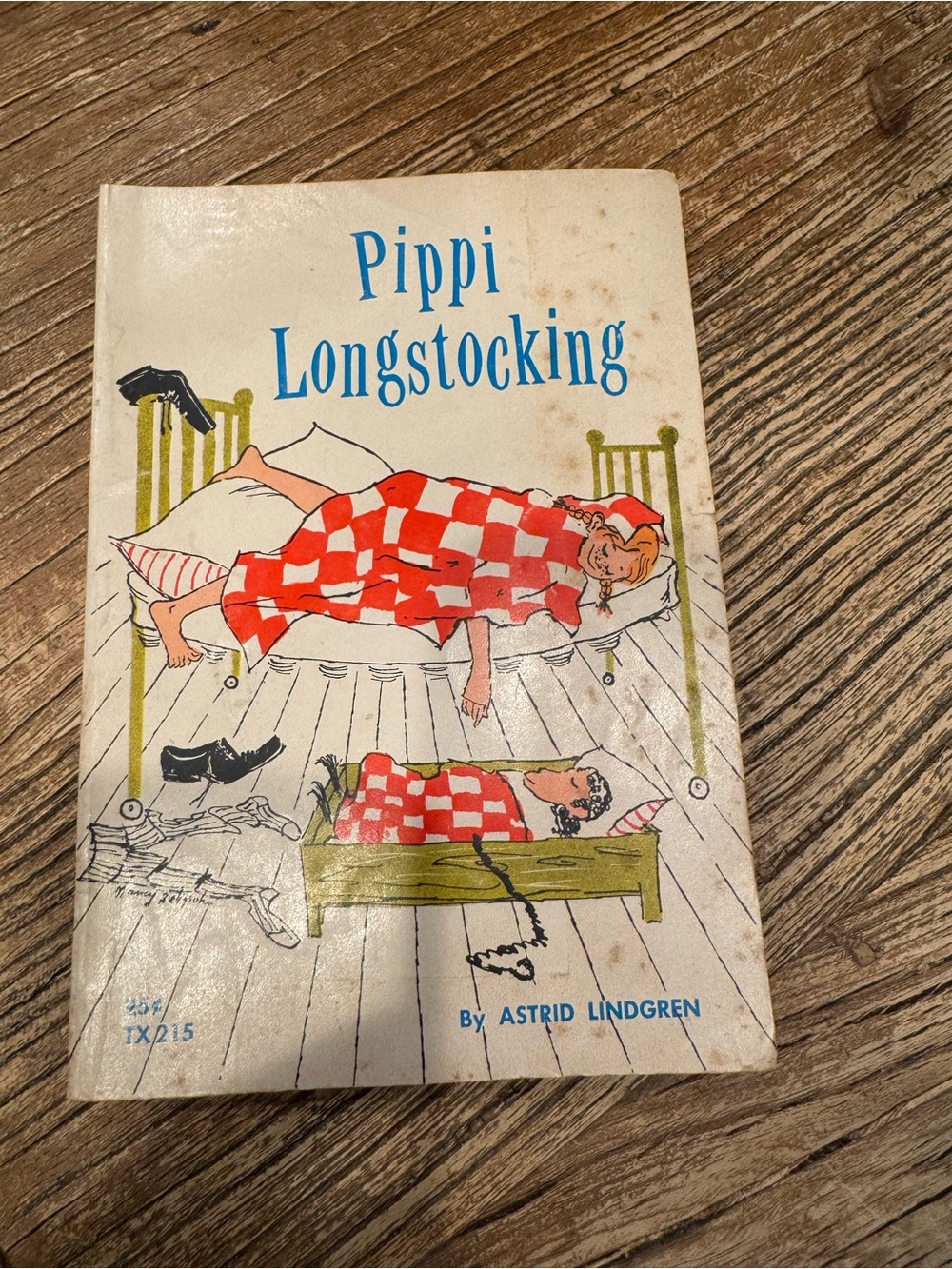 Vintage Pippi Longstocking Illustrated Book Cover — Cream, Red, Blue, Green